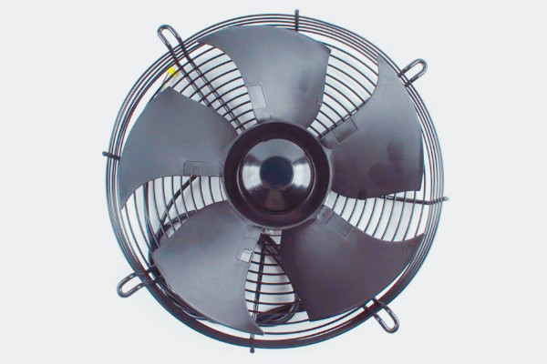 EC軸流風(fēng)機(jī)比DC軸流風(fēng)機(jī)強(qiáng)在哪？關(guān)鍵在這幾點(diǎn)！